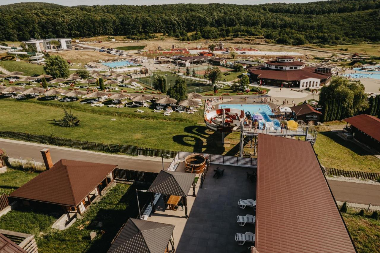 Cabana Suzanne Baile Figa Villa Agrisu de Sus ภายนอก รูปภาพ