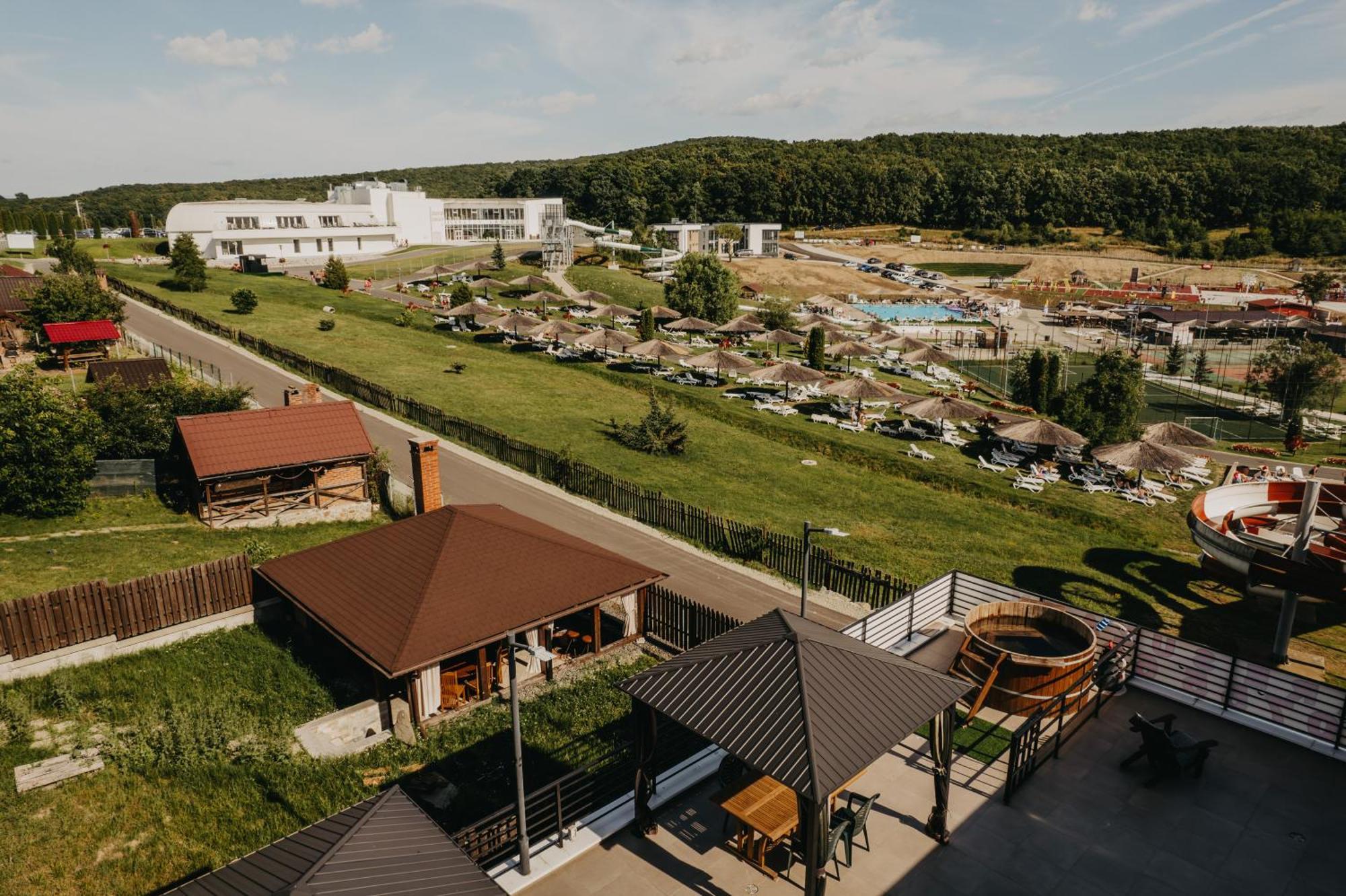 Cabana Suzanne Baile Figa Villa Agrisu de Sus ภายนอก รูปภาพ