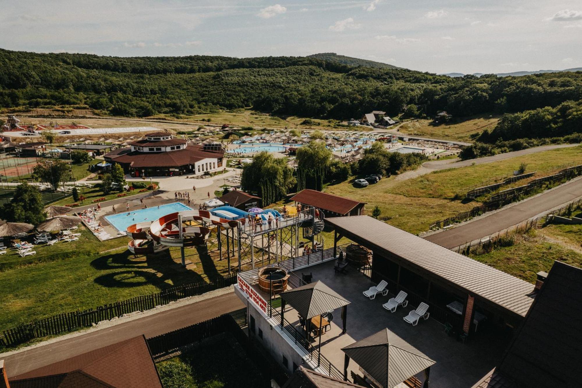 Cabana Suzanne Baile Figa Villa Agrisu de Sus ภายนอก รูปภาพ