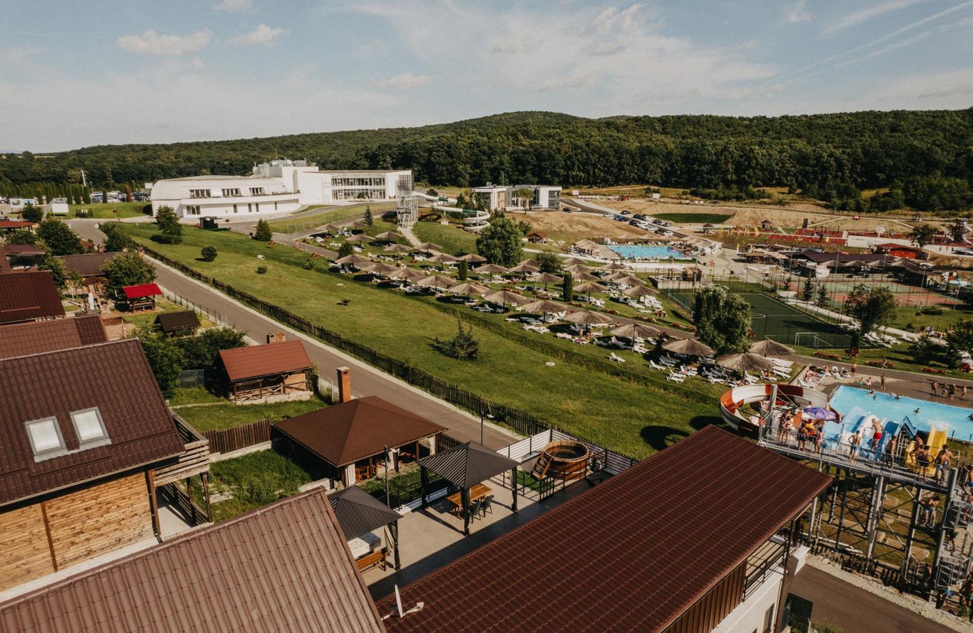 Cabana Suzanne Baile Figa Villa Agrisu de Sus ภายนอก รูปภาพ